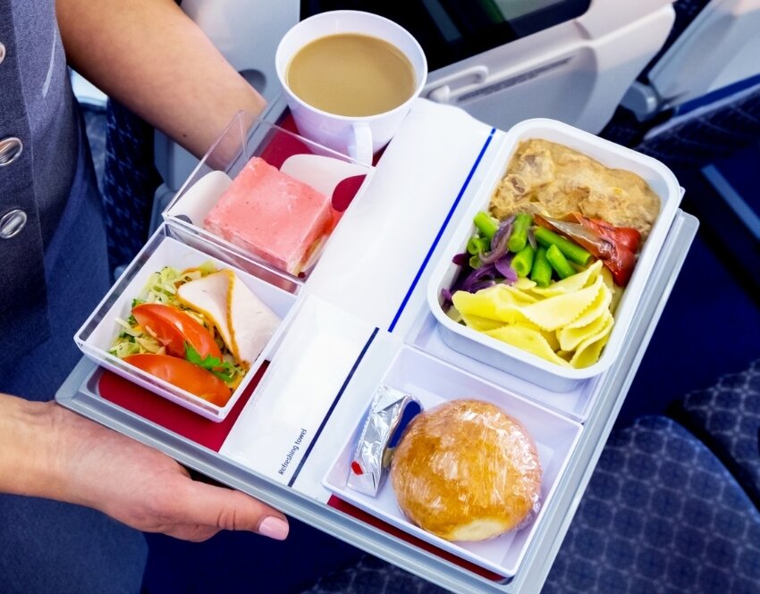 Чем кормят Хайнаньские авиалинии
