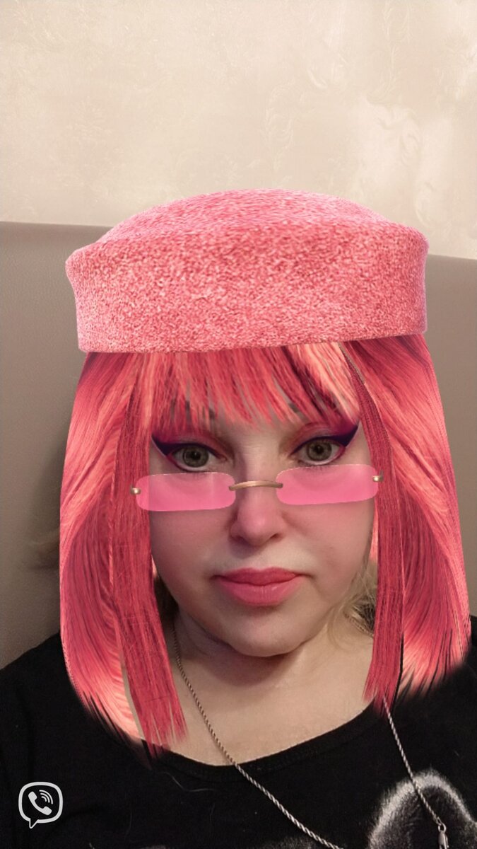 Могу полечить.У меня сильное биополе и фиолетовая аура.)