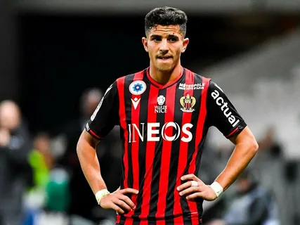 Защитник Ниццы Юсуф Аталь