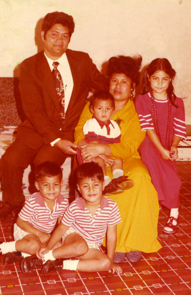 Маленький Марк с семьёй.