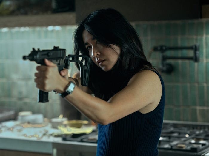 Майя Эрскин в роли Джейн в "Мистере и миссис Смит". Дэвид Ли / Prime Video