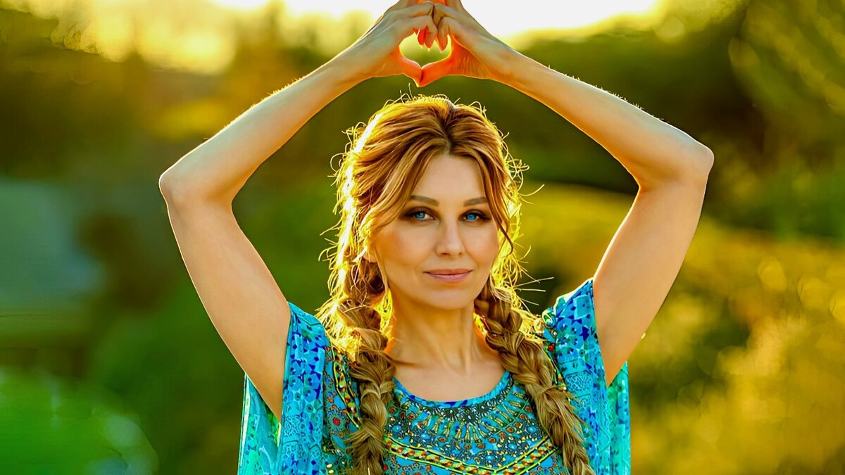 песни девочка выросла. фото девочка выросла. оксана алексеева сыгравшая майю светлову. песни девочка выросла. софия стеценко 2019.