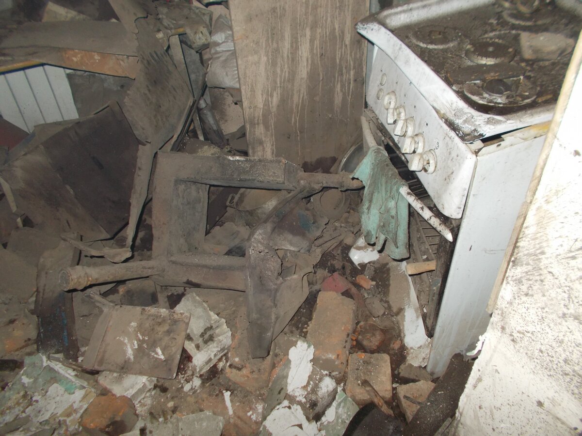 Разорвало котел. 