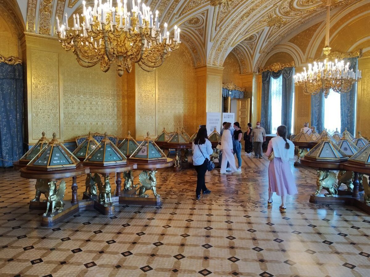 — основание санкт-петербурга. почему петербург называют северной венецией. петербург культурная столица россии. город на реке неве. почему выбран город петербург.