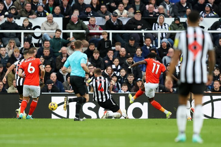 Аниме девушка в очках. Умная девушка аниме. 4 ботанша крутая. Девушка в очках. 4 ботанша крутая.