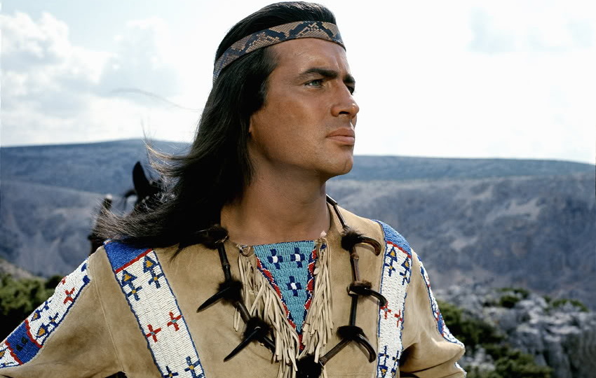 Пьер Брис: Индейский вождь Виннету с лицом французского аристократа