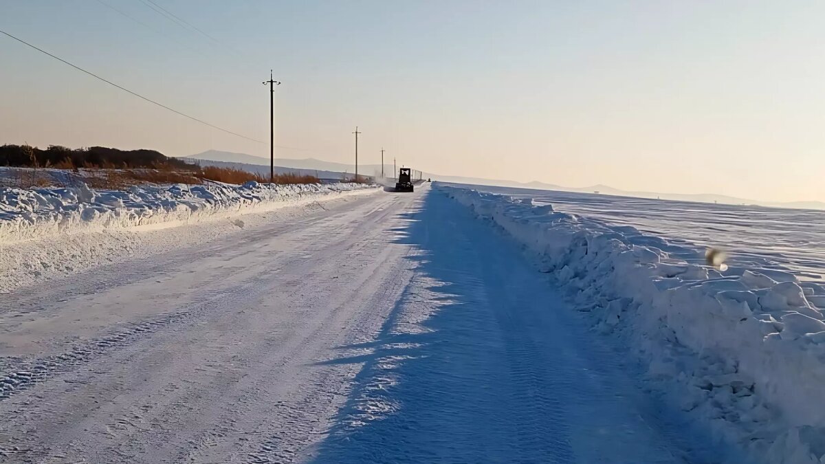     Сообщение было нарушуено из-за прошедших накануне снегопадов. Однако теперь всё в порядке — можно ехать.