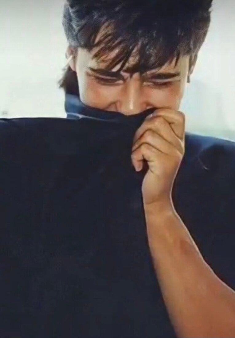 ты снова куришь снова слезы на твоих. настоящий детектив раст и мэгги. джоффри и арья. мама я курю снова. The falling 2014 фильм.