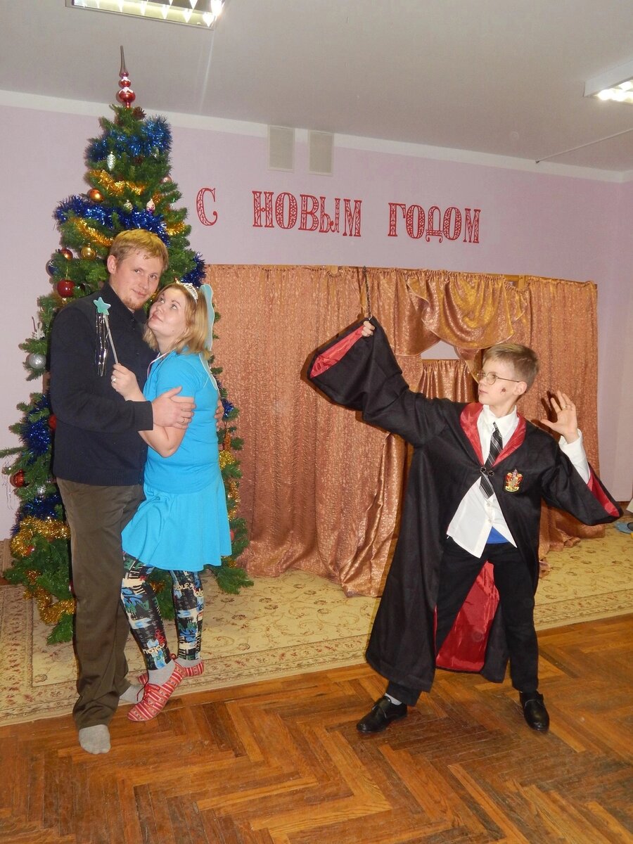 Творил магию с самого детства, спасибо за это моим родителям! 