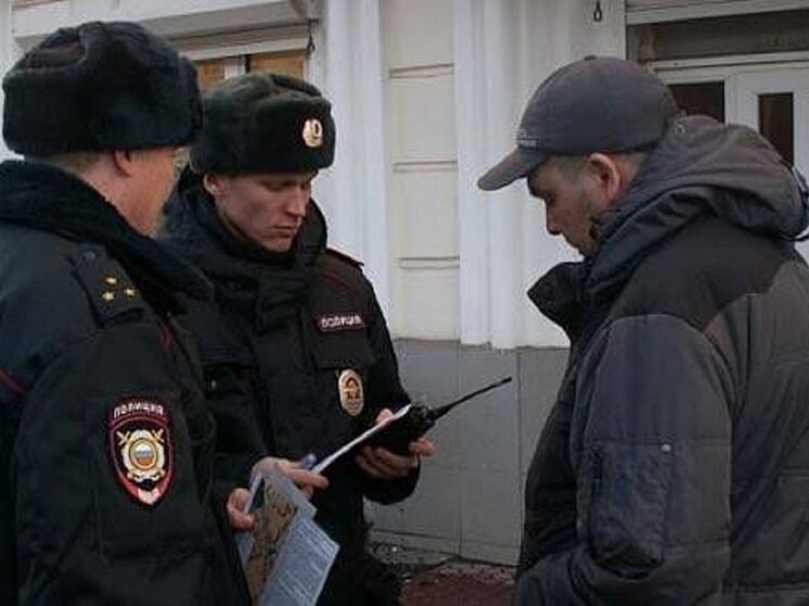 Общежитие гастарбайтеров. Квартира для иностранных граждан. Общежитие гастарбайтеров. Резиновая квартира. Жилье для мигрантов.