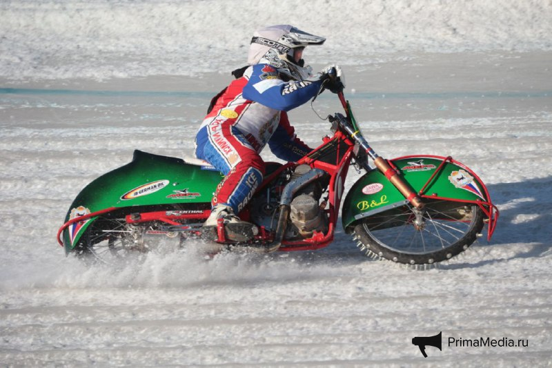 Спидвейные шапки Wulfsport
