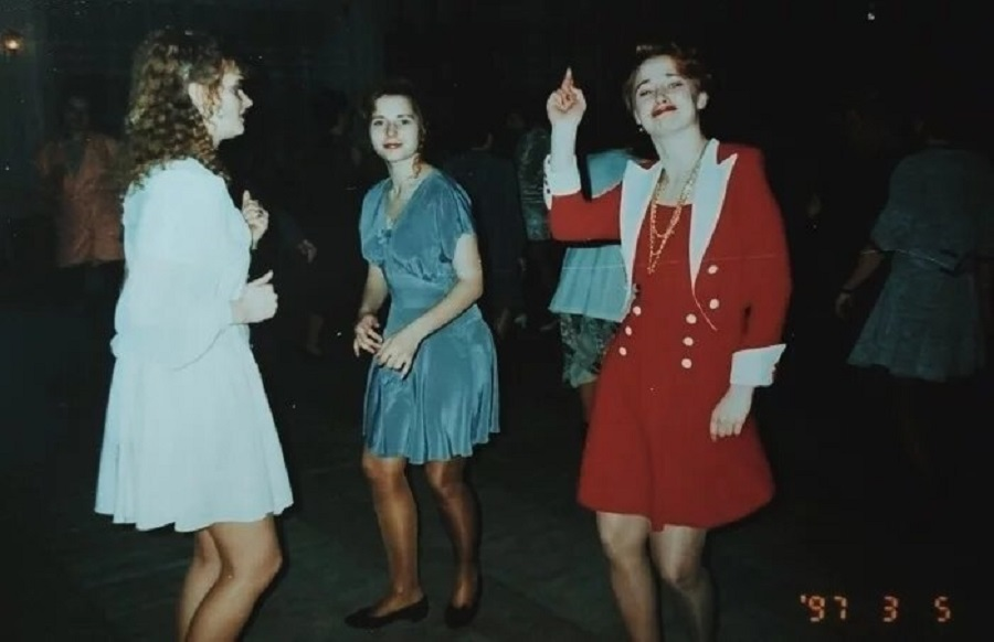 Девушки 90 х фото ссср Интересные фото из жизни 90-х. Девушки красавицы, дети, звезды шоу-бизнеса и пол