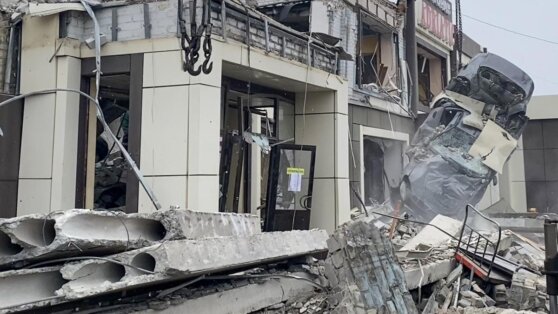    В ЛНР объявлен траур в память о жертвах обстрела ВСУ в Лисичанске Алина Городниченко