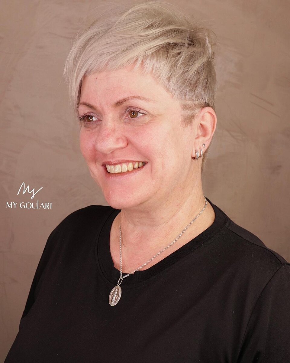 модель 60+ барбара. короткие стрижки 60+. стрижка боб каскадки для женщин после 60 лет. эллен бёрстин 2020. стрижка пикси 2023 для женщин 50 лет на короткие волосы.