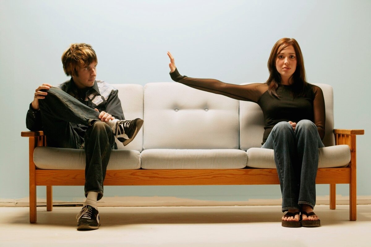 цитаты про людей которые перестали общаться. когда люди перестают общаться цитаты. не хочу общаться с людьми. как сделать чтобы люди перестали общаться. избегайте негативных людей.