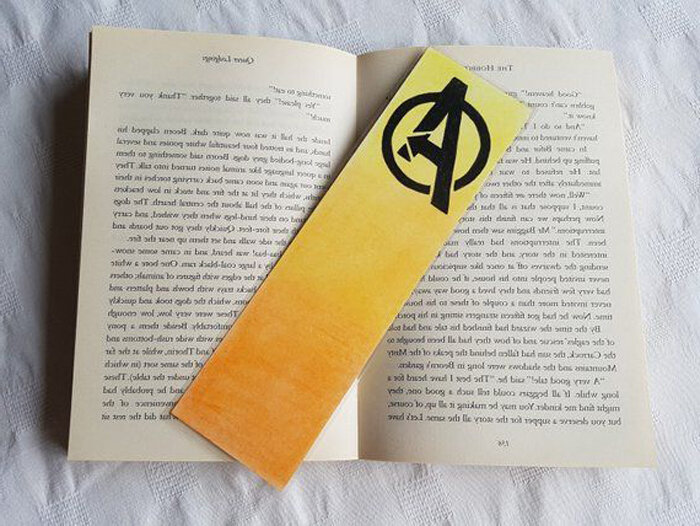 Как же испортили такое замечательное слово как "закладка"...