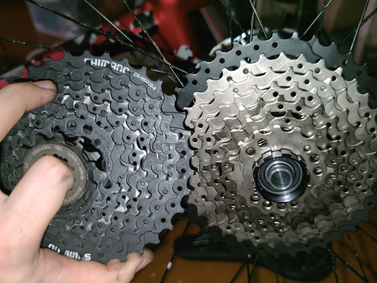 на левой кассете около 100км пробега правая нулевая.