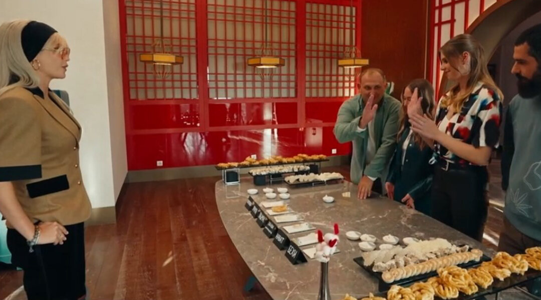 Кадр из шоу «Выжить в Самарканде»