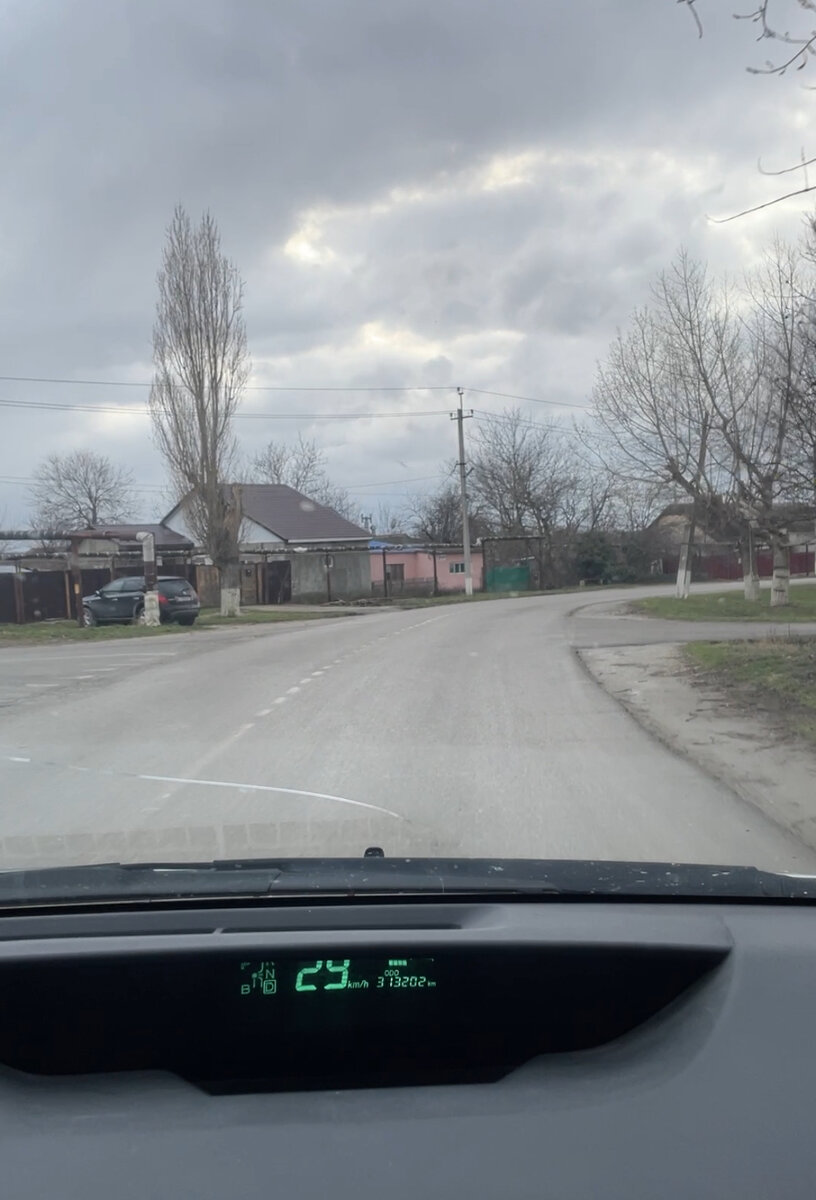 Фото автора: одной рукой рулю, другой снимала видео)