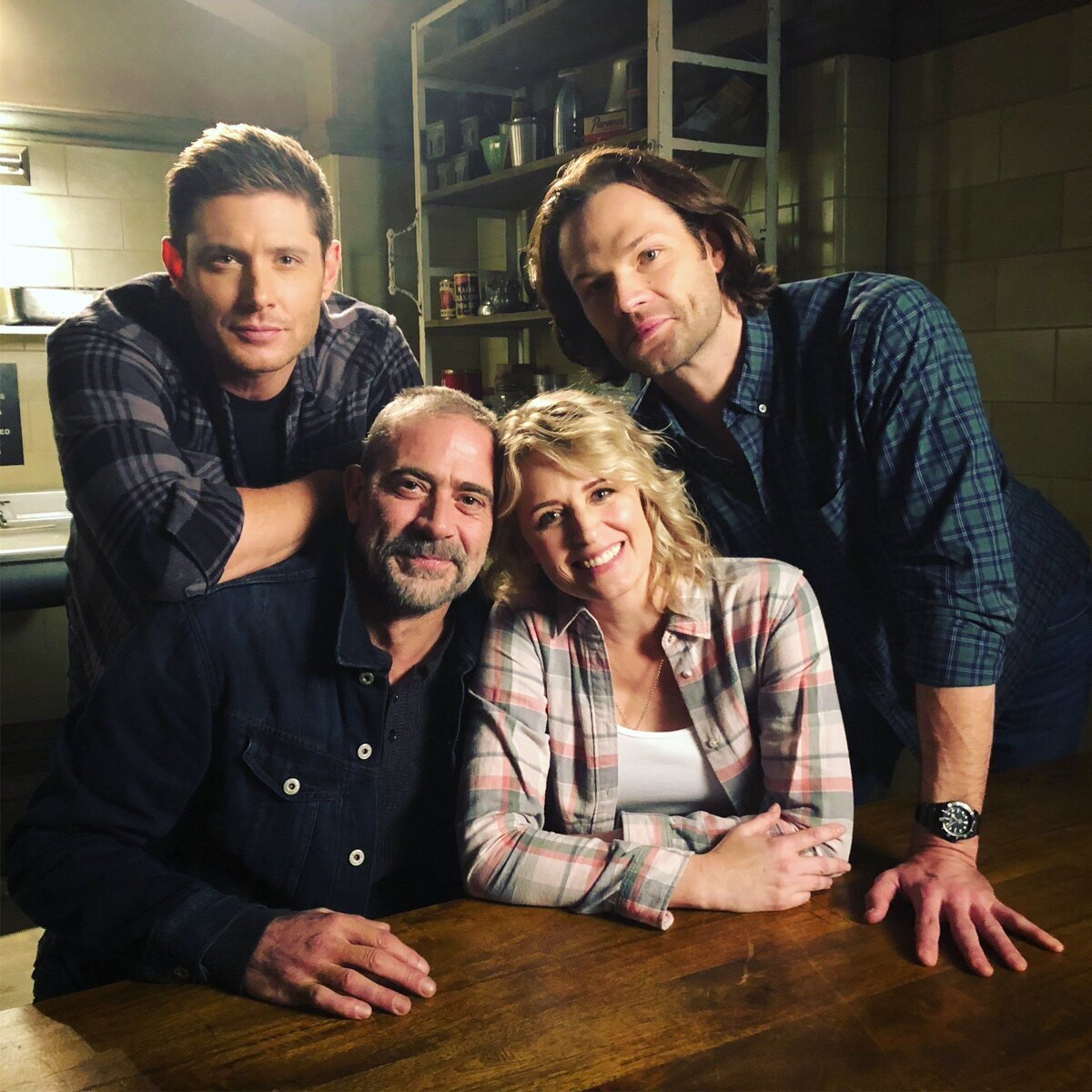 Sam thanks. Семья винчестеров сверхъестественное. #Supernatural семья винчестеров.