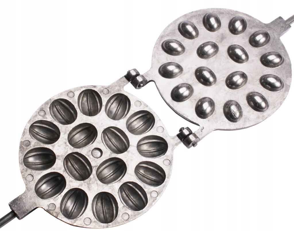 источник: https://overone.ru/formochki-dlya-pechenya-oreshki