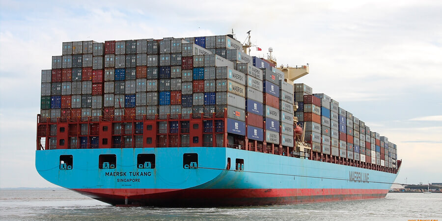 Контейнеровоз фирмы Maersk