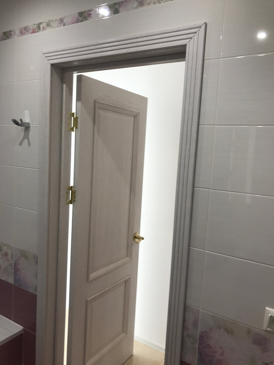 Две двери в ванную. Двери ванна туалет 60х200. Двери в ванную и туалет. Двери в ванную комнату и туалет. Двери в ванную комнату и туалет 60х190.