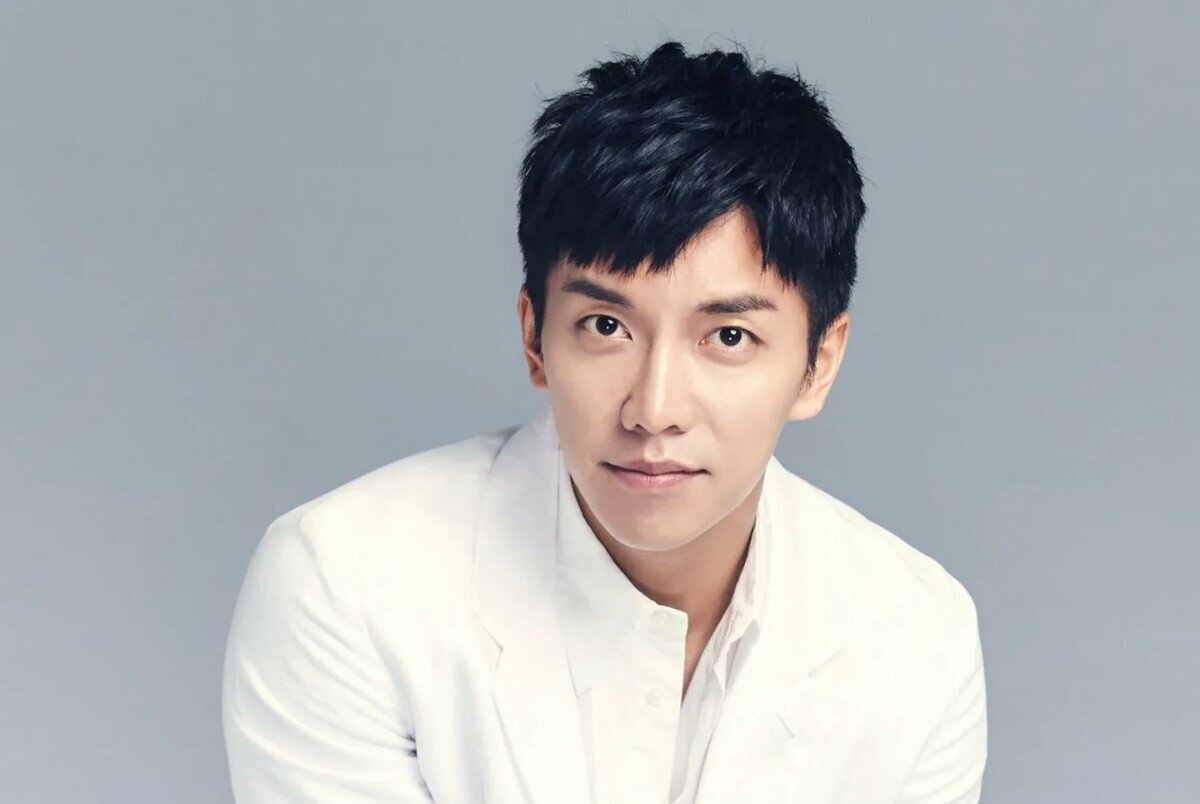 обояшка Ли Сын Ги