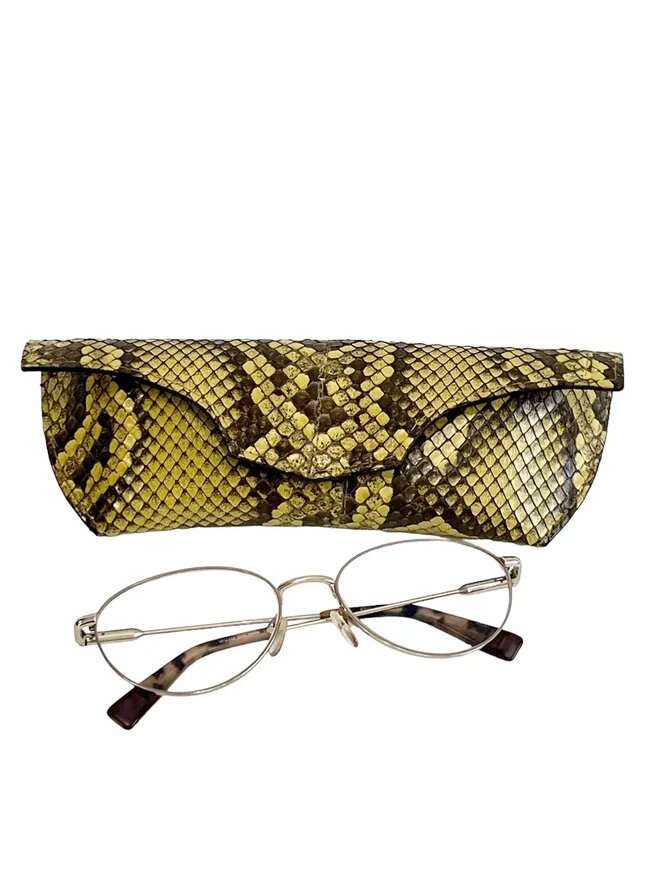 Кожаный футляр для очков ФМП-08. Ателье Ирины Берзиной.