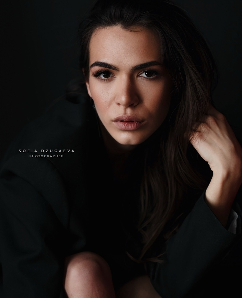 Отношения с женатым мужчиной. Красивые ухаживания за женщиной. Женщины которые любят мужчин. Супружеская измена. Девушка и мужчина.