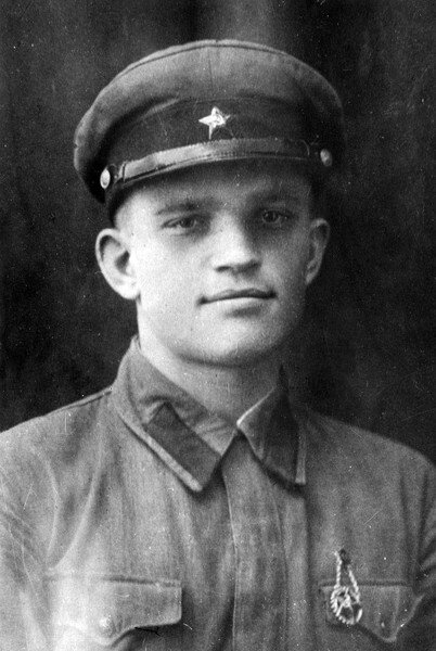 Александр Матросов (Википедия)