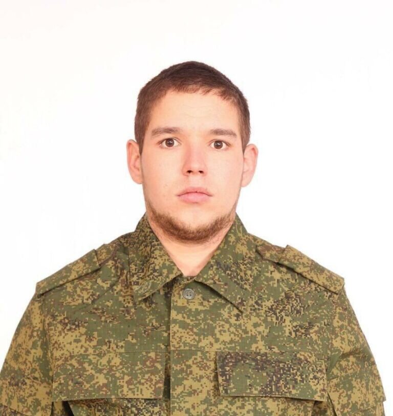    В Сорочинском округе простились с участником спецоперации Денисом Шерстобитовым Белов Михаил Александрович