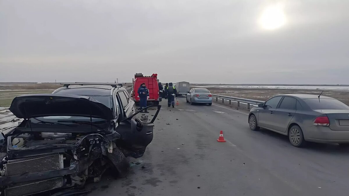 Трое взрослых и ребенок пострадали в ДТП на трассе в Ростовской области |  RostovGazeta.ru | Дзен