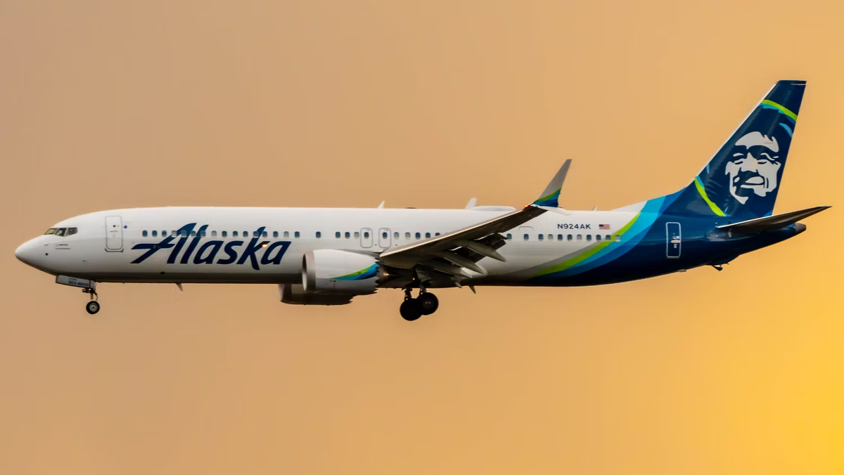 Alaska Airlines В737 MAX 9. Фото: Joe Kunzler - Simple Flying