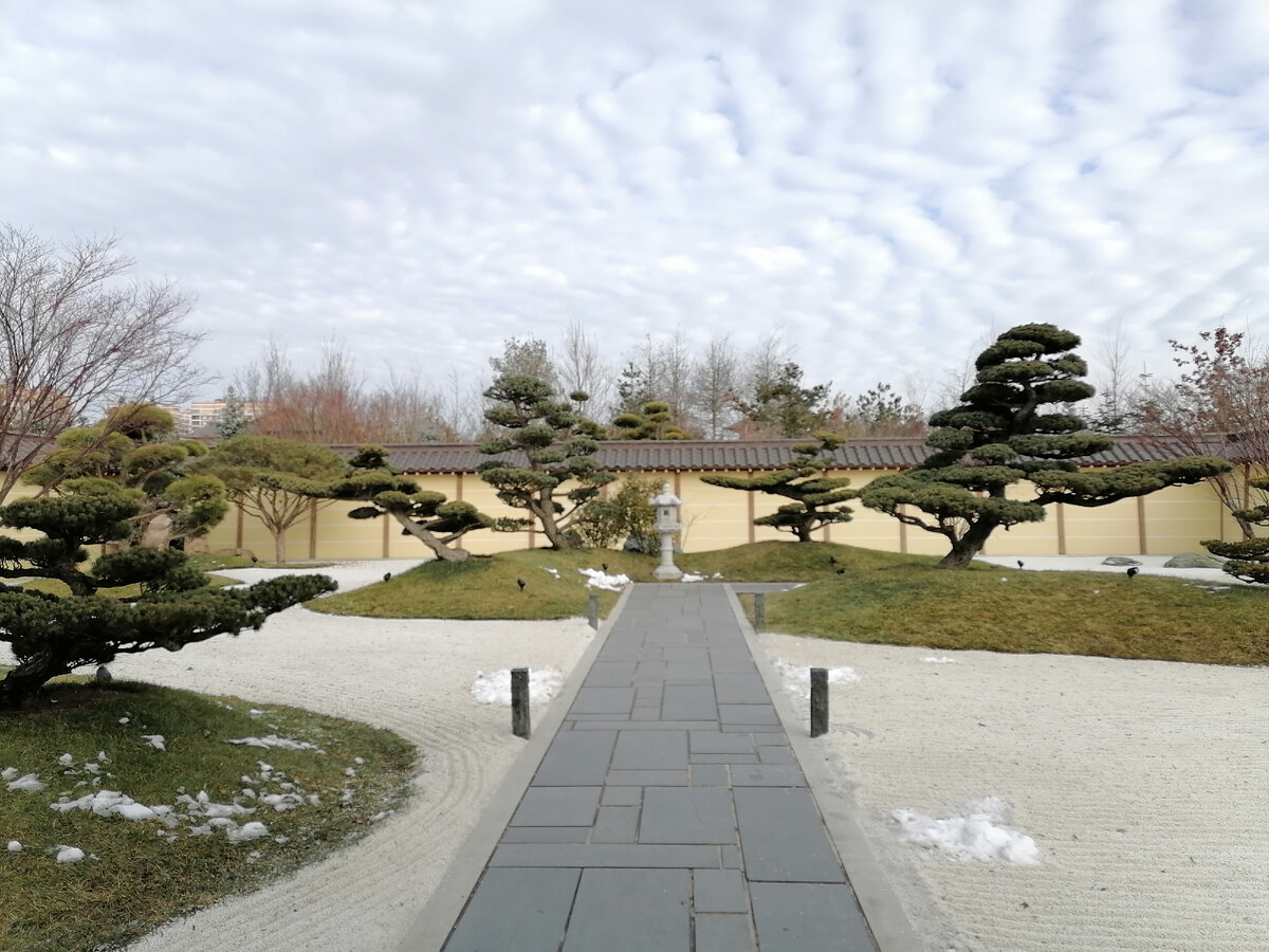 Сухой ландшафтный сад Карэсансуй. 