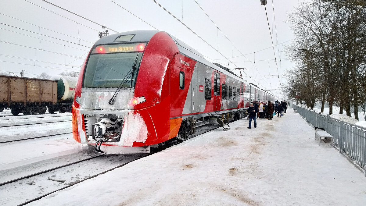 Экспресс на ст. Торжок в Тверской области в феврале 2024 года, изображение из открытых источников