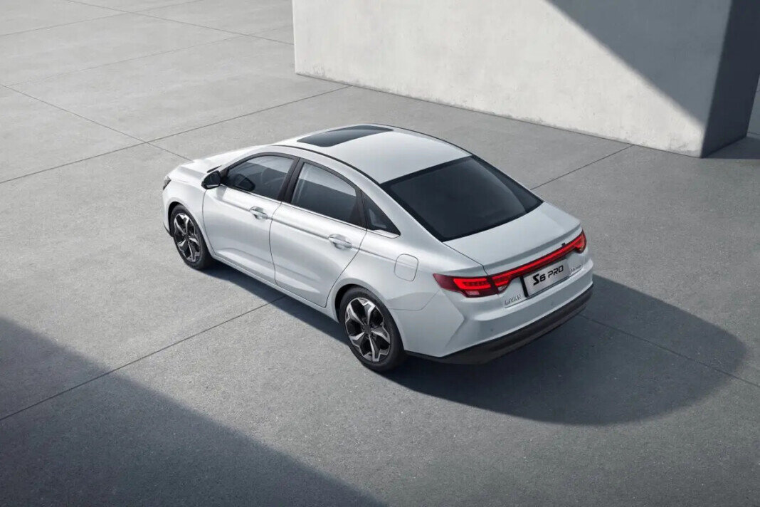 Mercedes benz c63. Мерседес cls 63 amg 2015. Mercedes s class evolution. Спорткар ягуар 2011 года. Мерседес амг гт 2014.