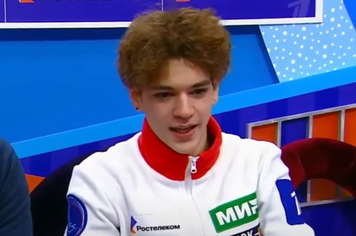    Нож у горла.