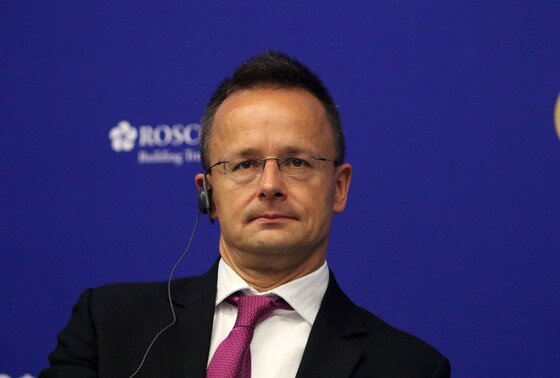    Петер Сийярто