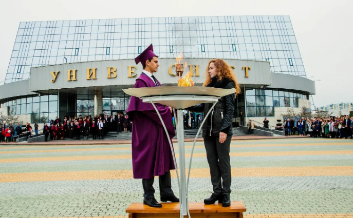 Фото с сайта Сургутского ГУ