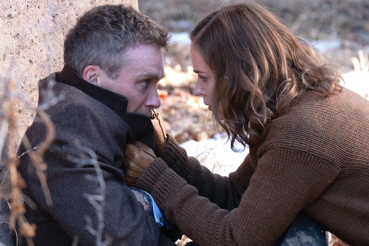 Сандра баллок предложение. Этикет приколы. Сандра баллок предложение 2009. 5 которые не стоит делать. Вещи которые не стоит делать в россии.