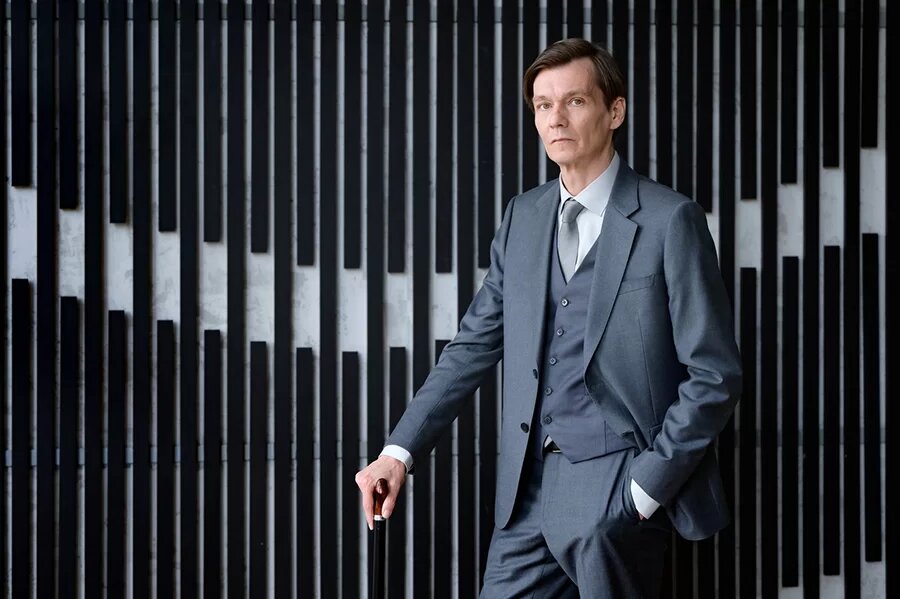 Российские актерские династии. Актер режиссер творческой династии 12 букв. Австралийский актер дедушка. Французский певец алкоголик. Создатель фильм 2023.