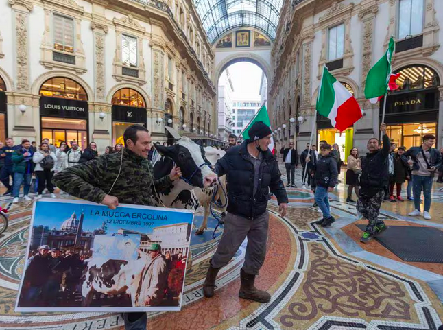 Закодированные знаки технология. Кодировка символов в блокноте. Таблица для кодирования koi8-r. Ср1251 кодовая таблица. Кодирование текст информации таблица.