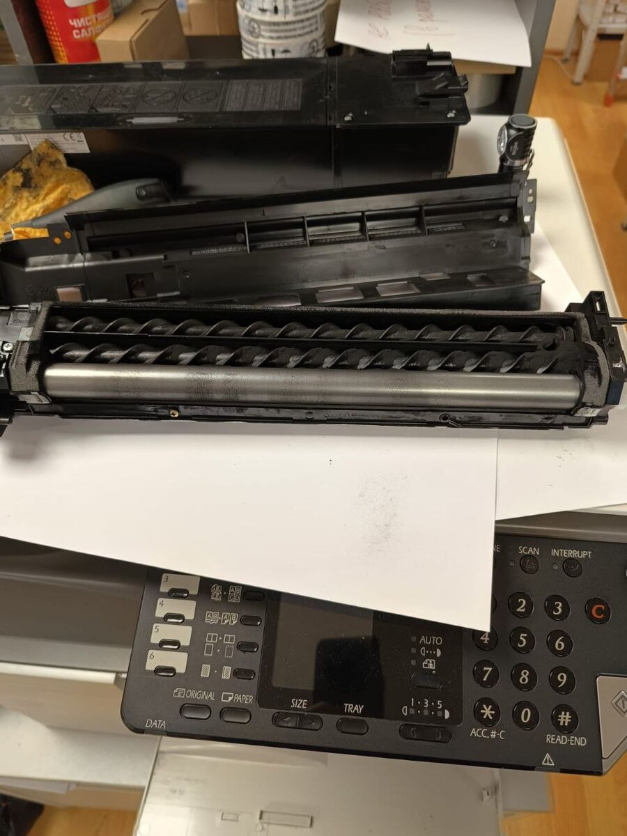 Люди в офисе. Системное администрирование. Предпринимательство. Менеджмент в сфере it технологий. Бизнес коммуникации.