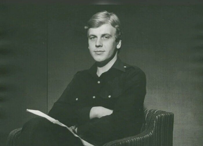 интересные высказывания обо всем. он умеет мечтать и секреты хранить. умеешь ли ты хранить секреты фильм. он умеет мечтать и секреты хранить. женщины умеют хранить секреты группами.