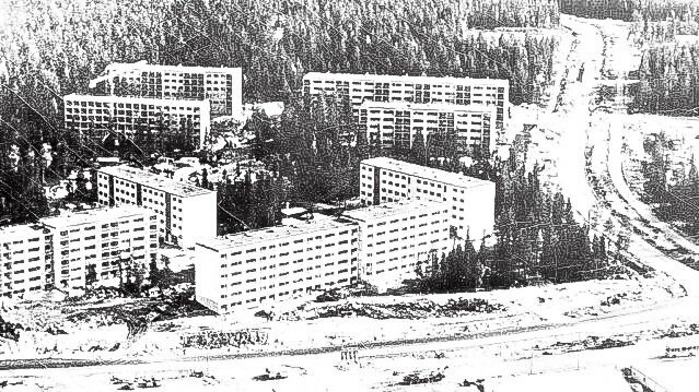 Костомукша в советские годы в период первоначальной застройки, вид с самолёта. Фото: Past Vu 