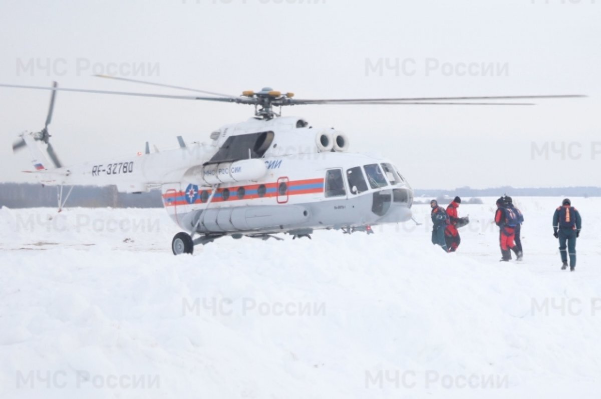    Место крушения пропавшего вертолёта Ми-8 обнаружили в Онежском озере