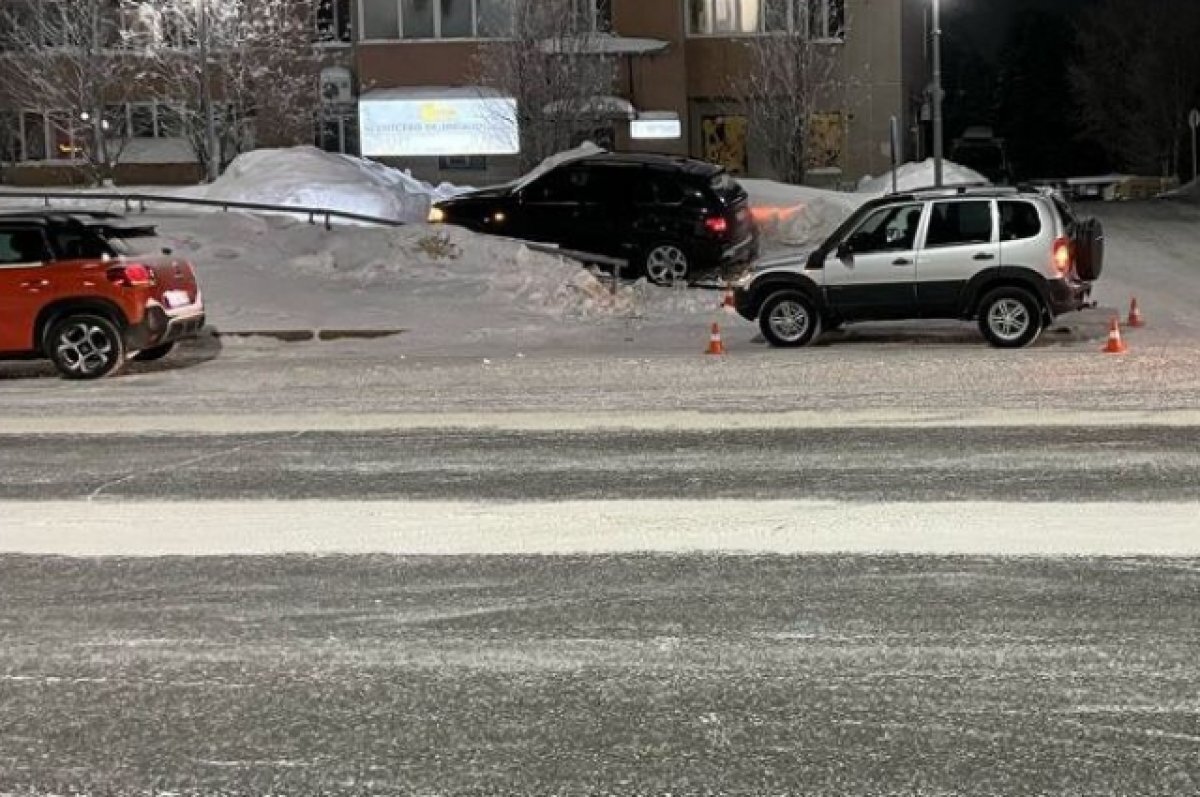    В автоаварии пострадали 29-летний водитель BMW, а также два его пассажира: 28-летняя женщина и 6-летний мальчик.