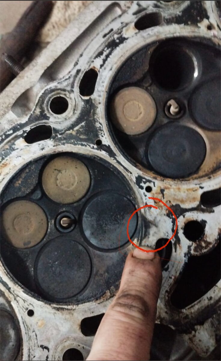 Обслуживание toyota. Система отключения половины цилиндров на v8. Отключилось два цилиндра. Система отключения цилиндров мерседес. Кулачковый механизм в двигателе внутреннего сгорания.