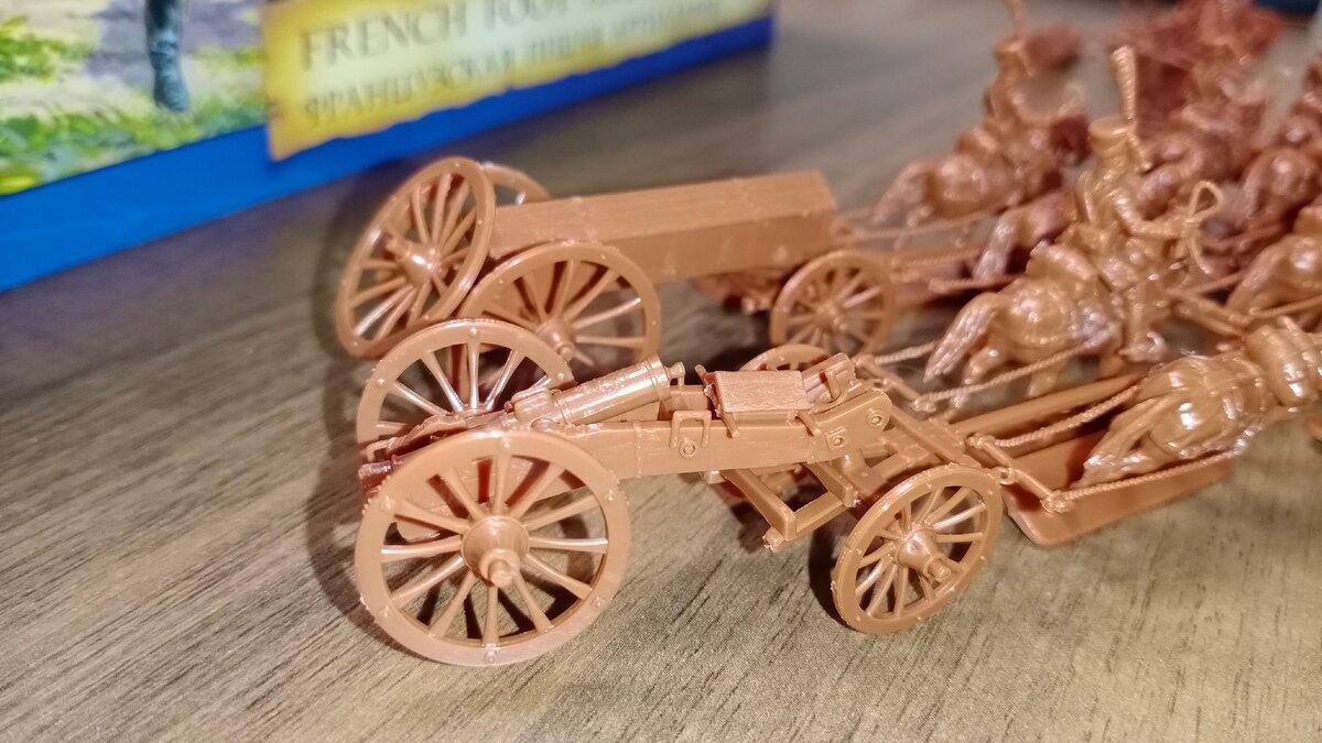 Поставь миниатюры. Художник миниатюр. Миниатюрные истории. Поставь миниатюры. Миниатюры предметов.